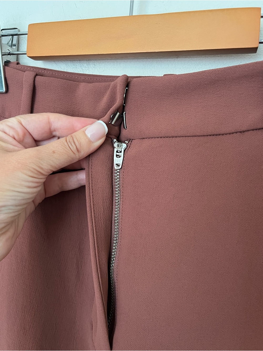 Wilfred Aritzia Cabaret Pant Anise Brown High Rise Flare Size 8 - Picture 7 of 12